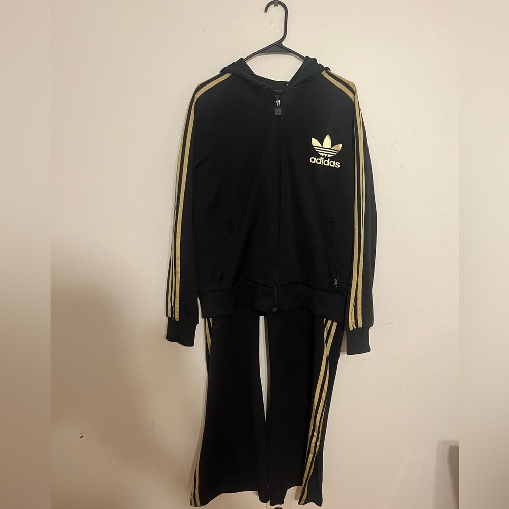 Sweatsuit